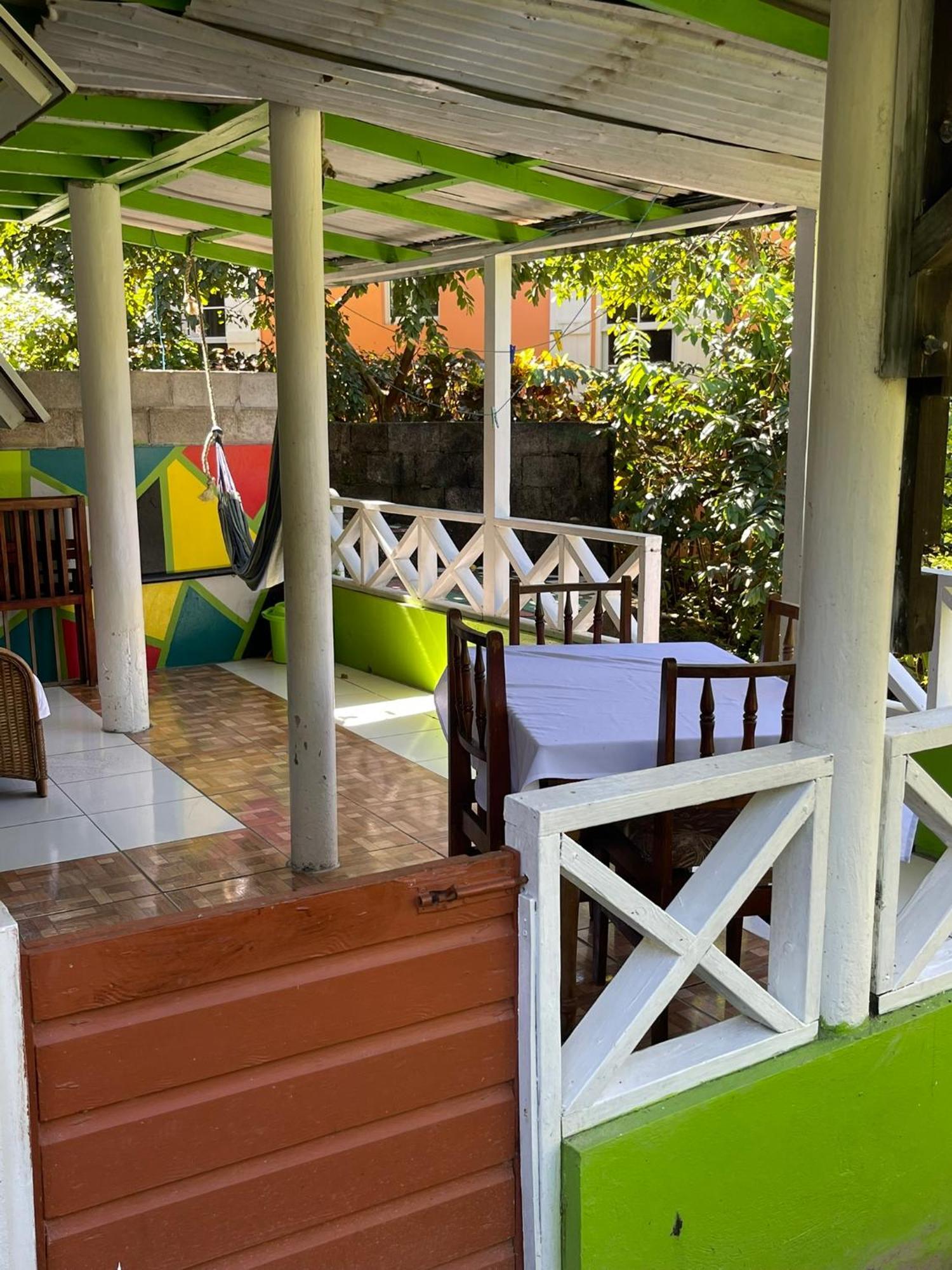 Le Petit Paradis Roseau Dış mekan fotoğraf